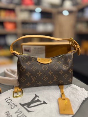 Louis Vuitton pochette Hills(quality A+)