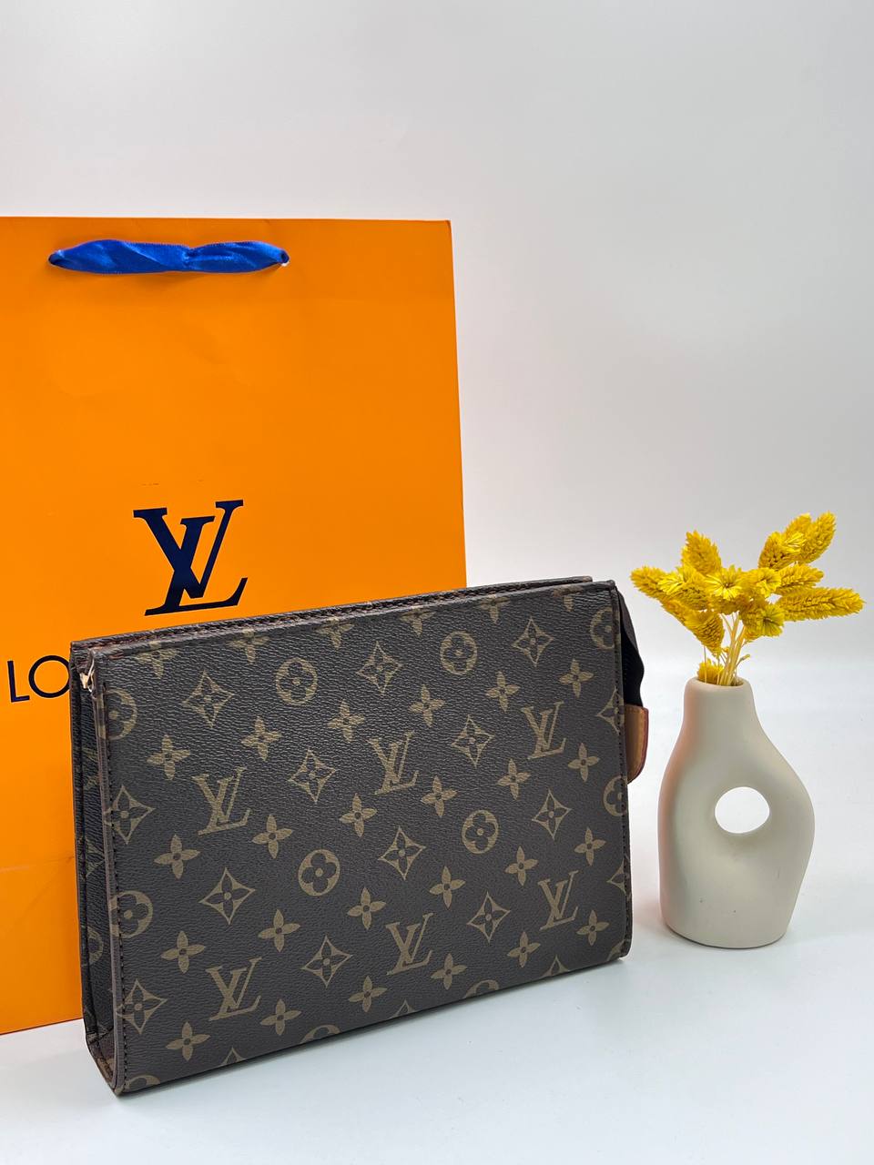 Louis Vuitton Toiletry Pouch 26 (τσάντα-φάκελος)