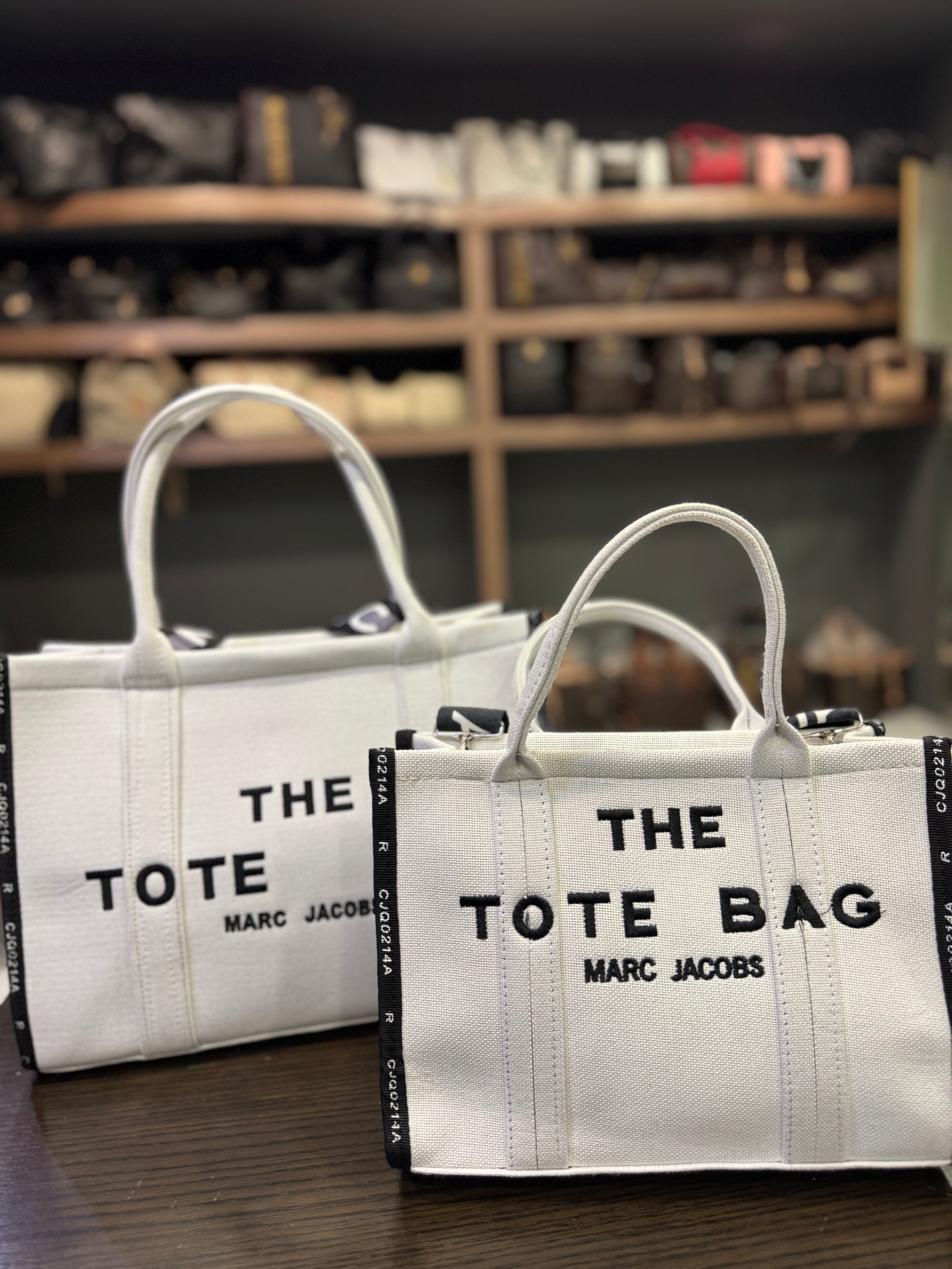 Marc Jacobs 'The' Tote Bag λευκή