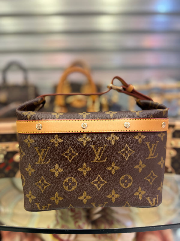 Louis Vuitton Monogram Cruiser Toiletry Bag.