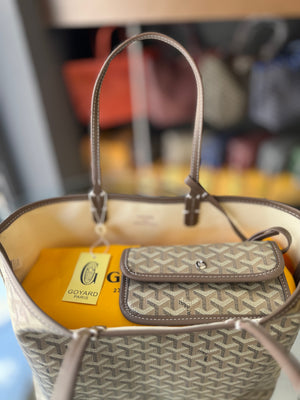 Goyard haki