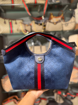 Gucci Giglio Suede