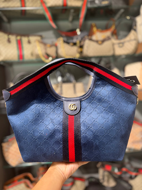 Gucci Giglio Suede