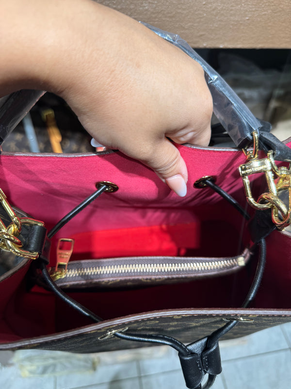 Louis Vuitton NeoNoe monogram