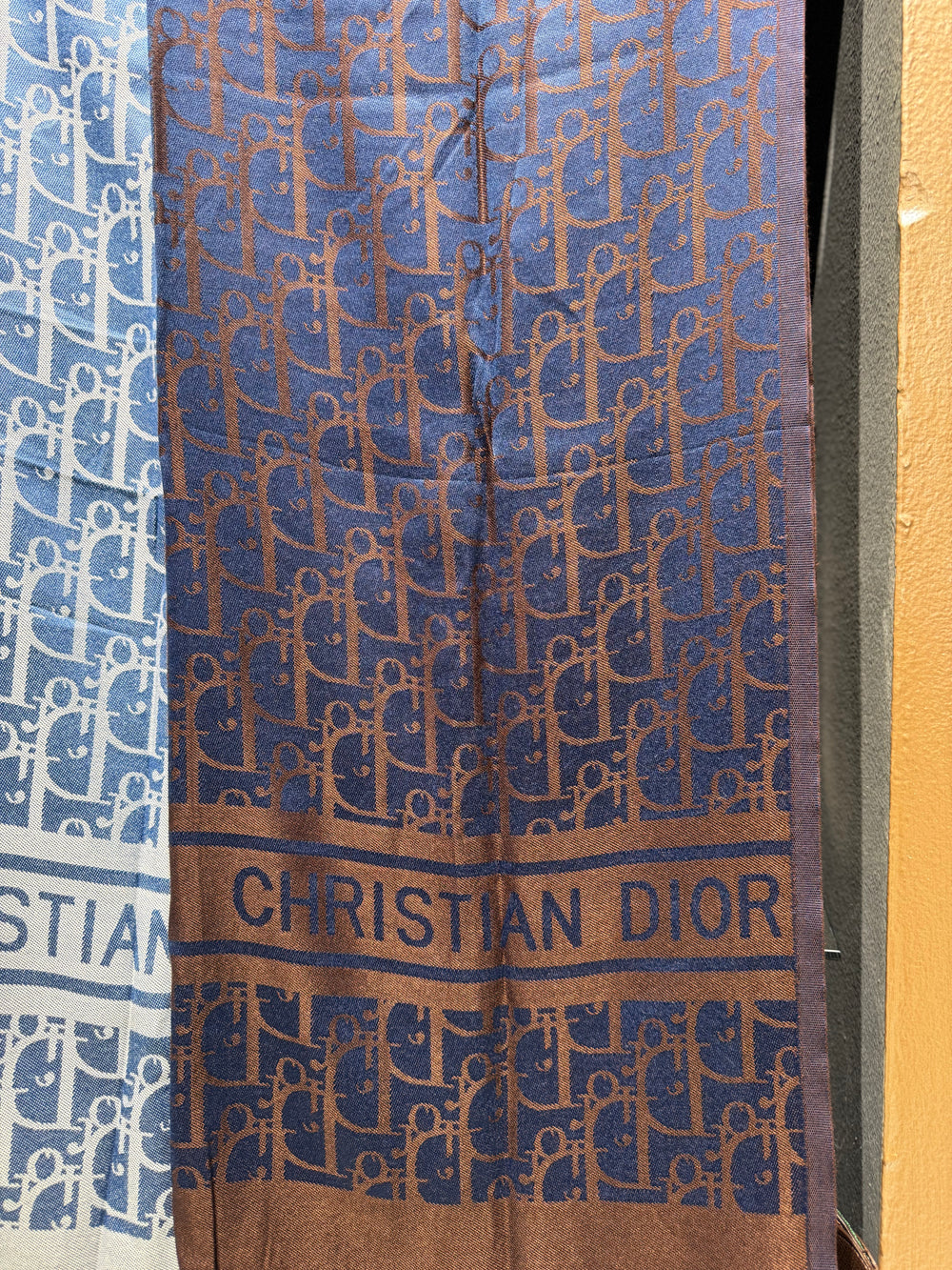 Dior πασμίνα/εσαρπα