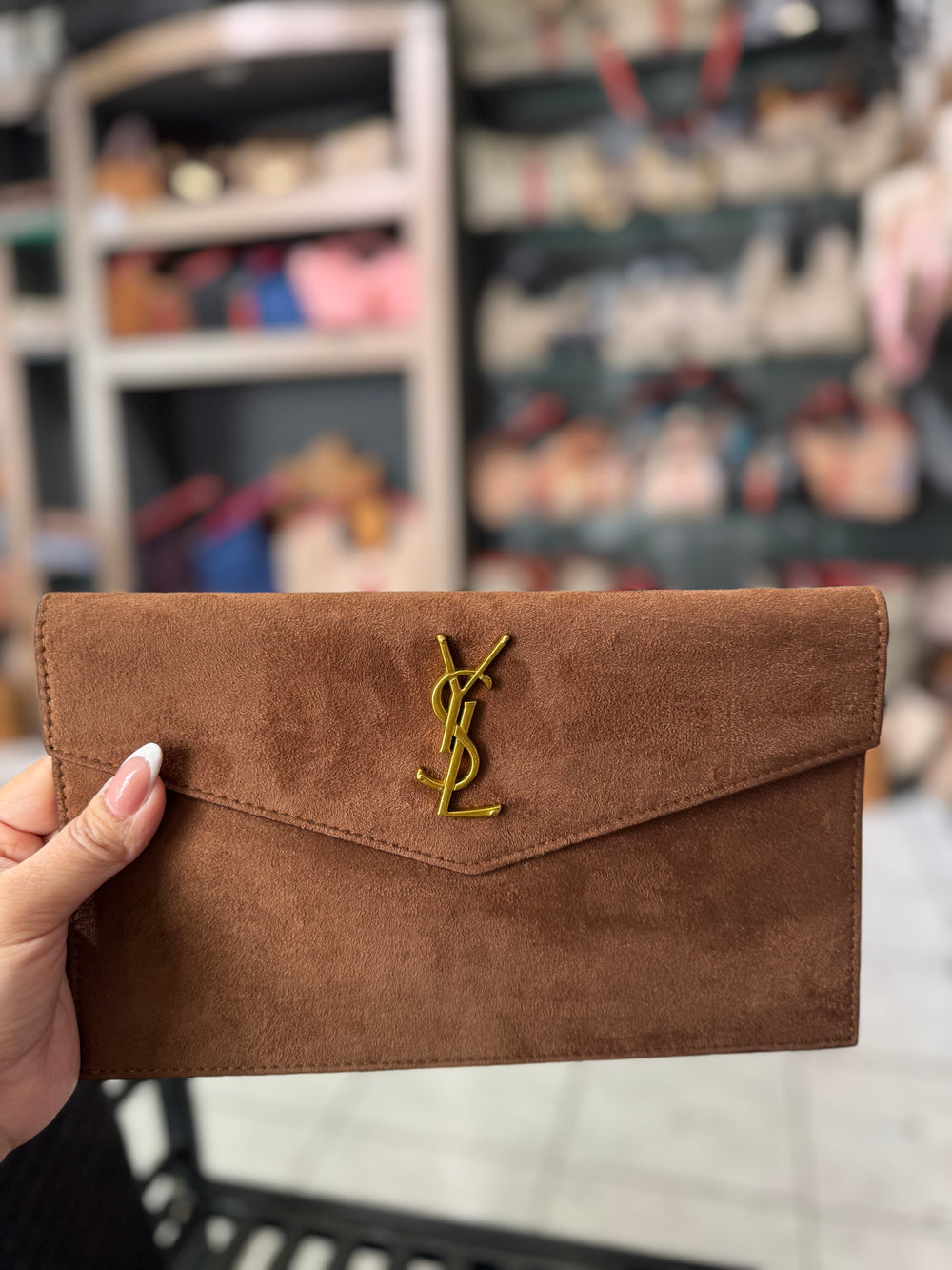 Saint Laurent (YSL)φάκελος