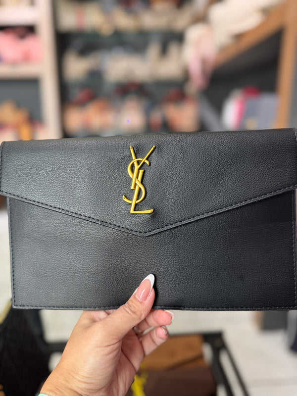 Saint Laurent (YSL)