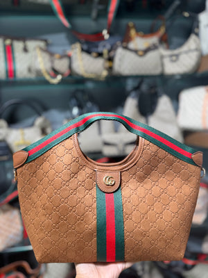 Gucci Giglio suede