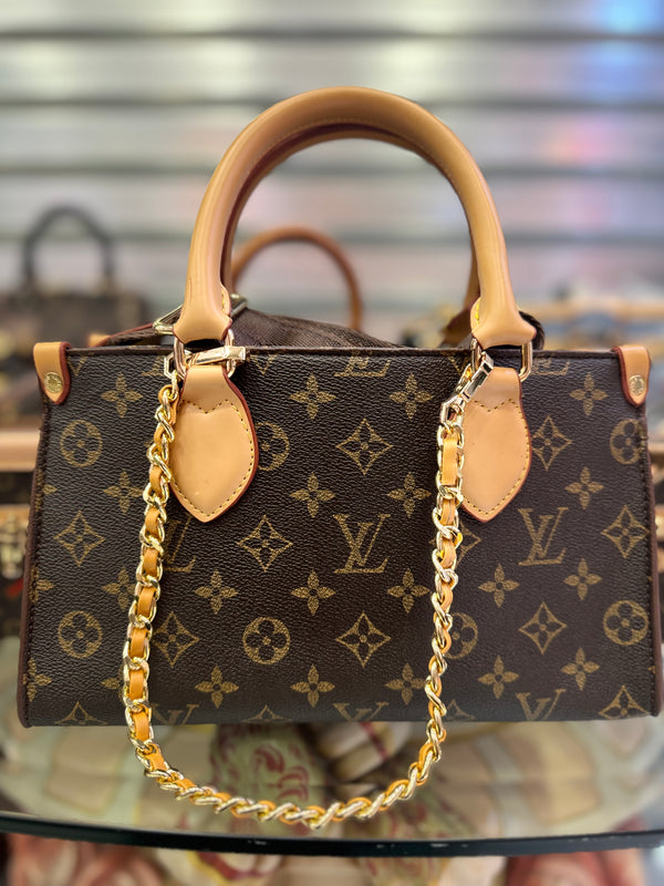 Louis Vuitton on the go pm