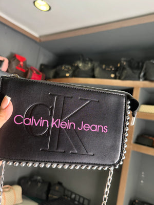 Μαύρη τσάντα crossbody CALVIN KLEIN