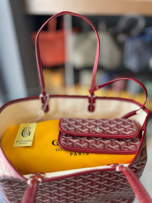 Goyard Artois scarlet
