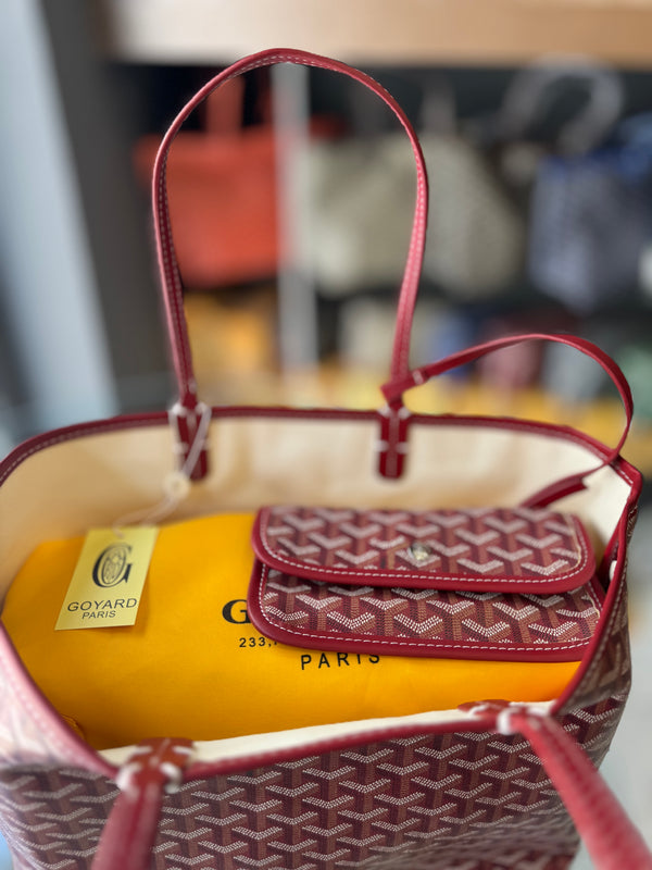 Goyard Artois scarlet
