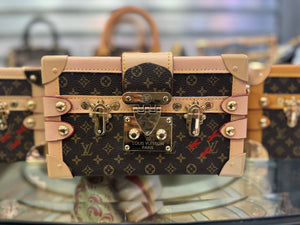 Louis Vuitton Petite Malle