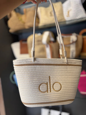 Alô Yoga “Off-white”