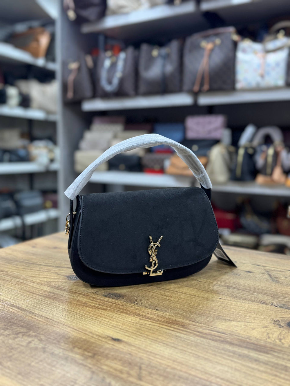 (YSL)Saint Laurent Voltaire Shoulder Bag
