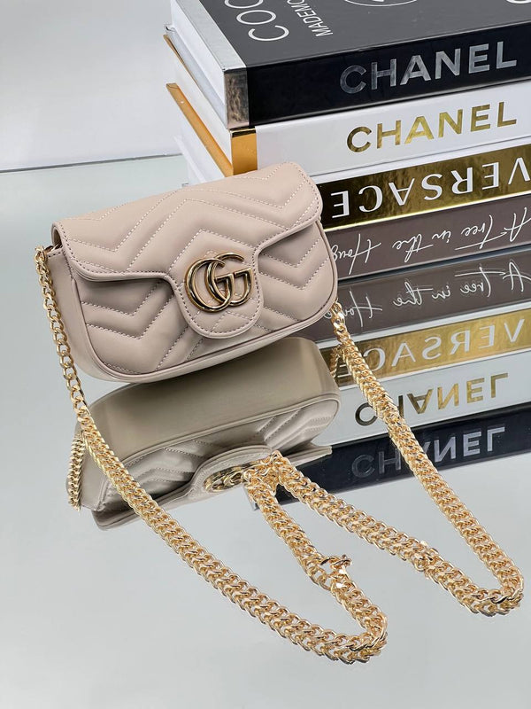 Gucci GG Marmont matelassé μπεζ