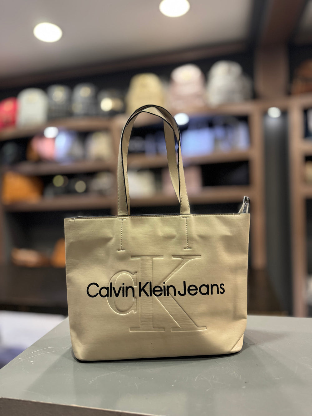 Τσάντα Μπεζ CALVIN KLEIN