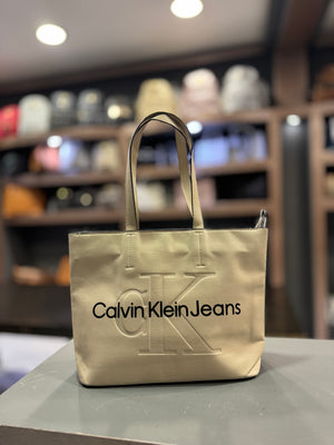 Τσάντα Μπεζ CALVIN KLEIN