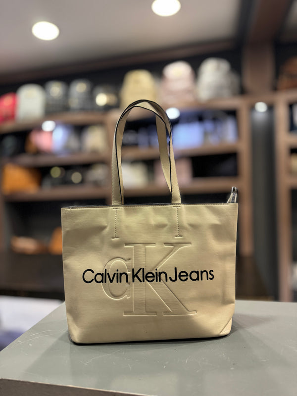 Τσάντα Μπεζ CALVIN KLEIN