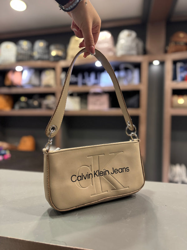 Τσάντα CALVIN KLEIN